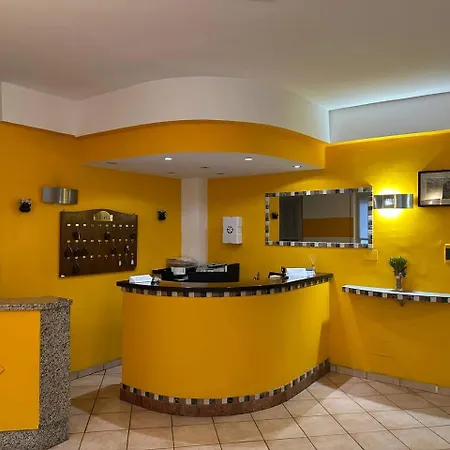 Bab And Helvetia Hotel