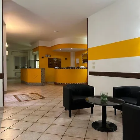 Bab And Helvetia Hotel *